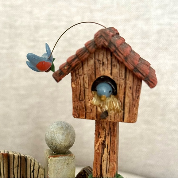 Love Letters - Goebel M. I. Hummel Special Edition Musical Hummelscape 2002 - Picture 6 of 16